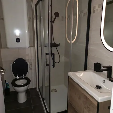 Duplex Port Vue Hippodrome Apartment *