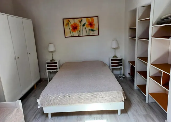 Duplex Port Vue Hippodrome Hyères